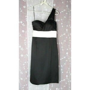 Issue New York Women’s One-Shoulder Zipper Back Bowknot Black White Dress Size 2